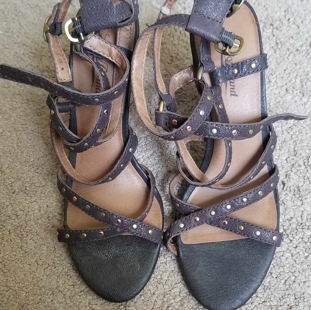 Lucky Brand Strappy Mixed Metal Heels
